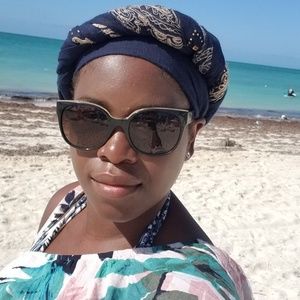 Meet your Posher, Rachelle